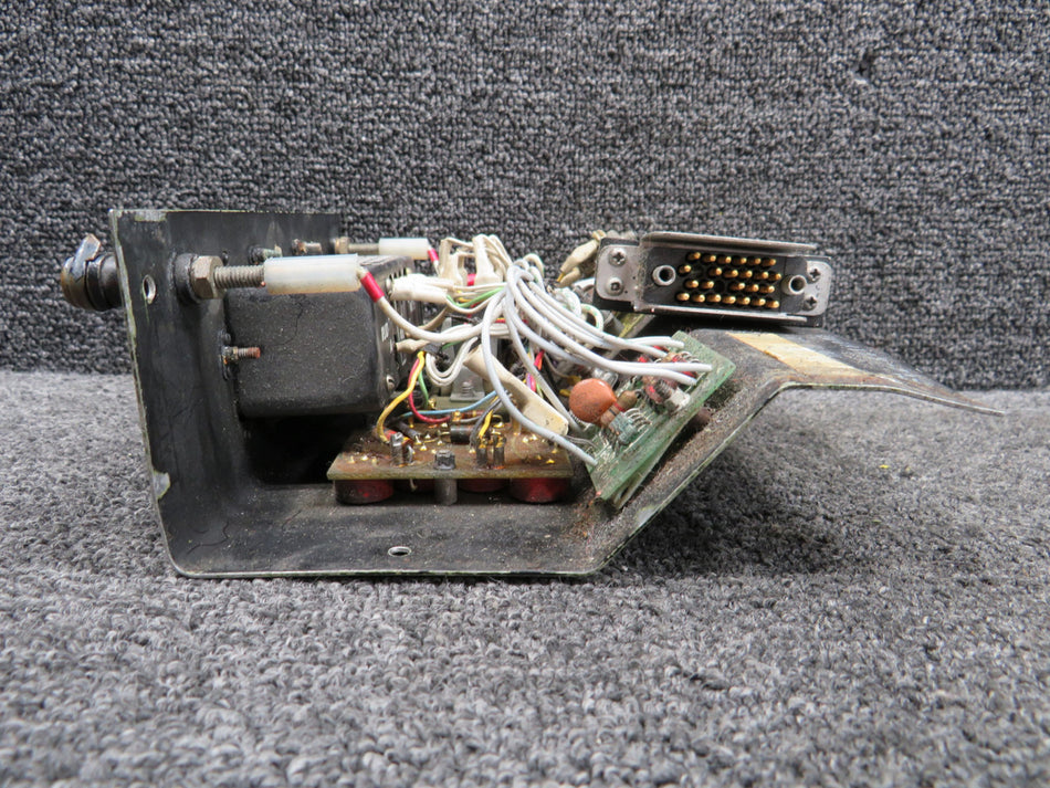 1-3811-3 (Alt: 2408123-8) Howard-Raisbeck Pitch Trim Indicator (Worn)