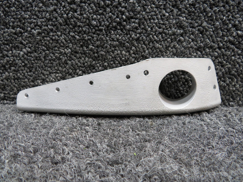 0712305-3 (Use: 0712780-1) Cessna A185F Tail Gear Mount Casting LH (Bead Blasted)