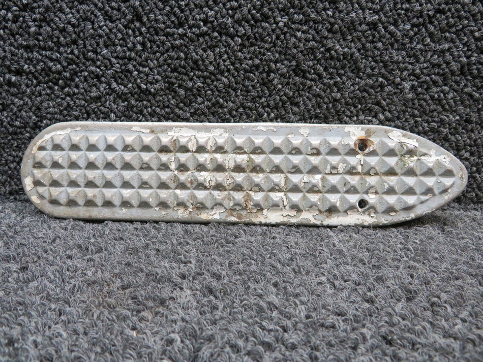 0541154-1 (Cast: 0541154-495) Cessna Main Gear Step LH or RH (White)