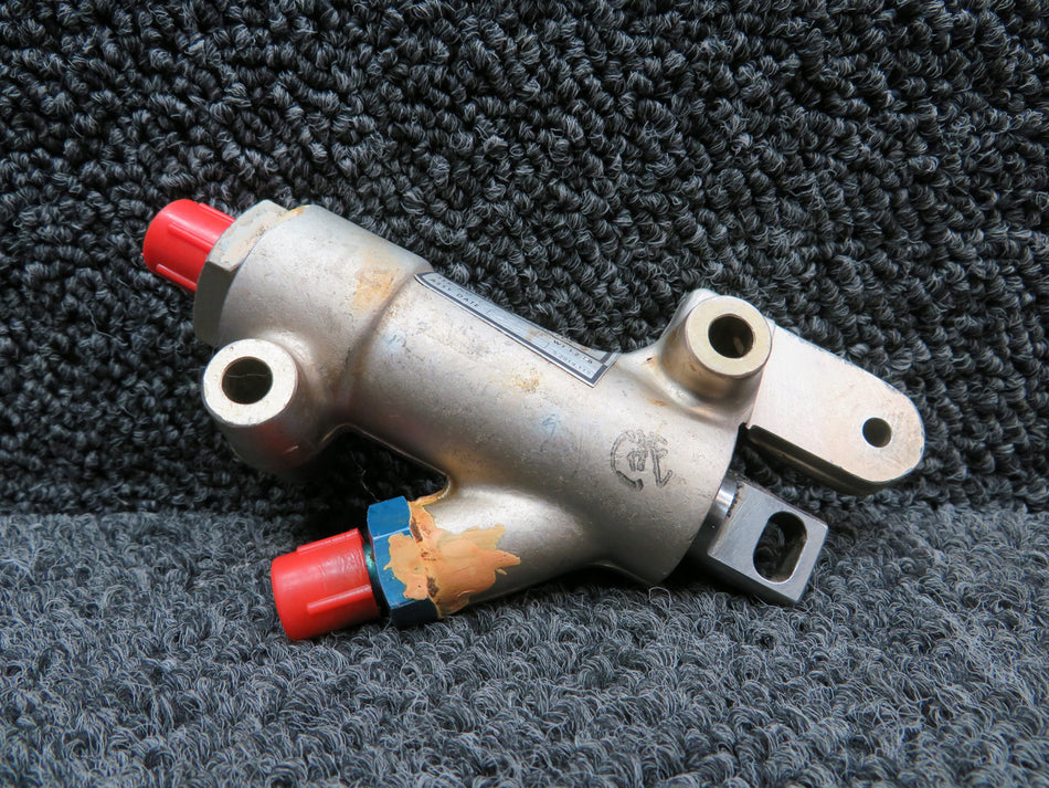 2080006-2 Cessna T210N Hand Pump Body Assembly