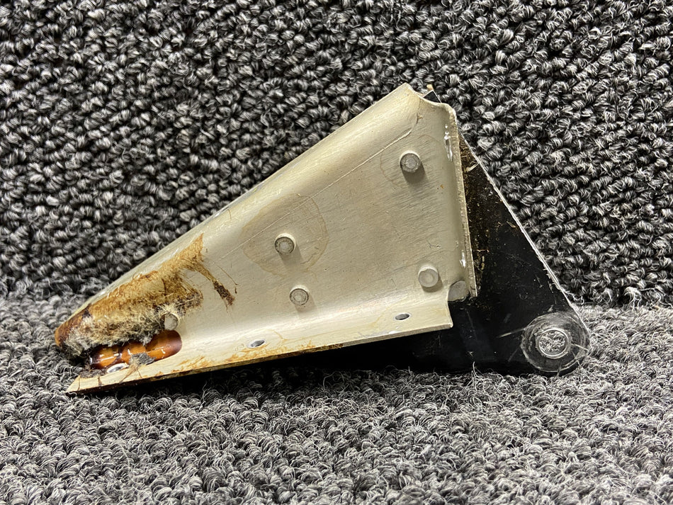 17546-000 Piper PA23-250 Aft Nose Gear Hinge Bracket RH