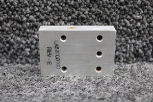 LA52000003 (Use: 2811106-1) Columbia LC41-550FG Cabin Door Hinge Element LH