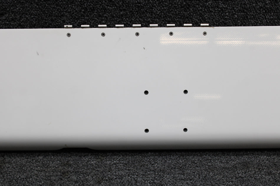 LA57270000-4 (Use: 2824101-2) Columbia LC41-550FG Aileron RH (Minus Tab)