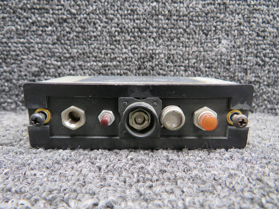 066-3012-01 King Radio KA-35A Marker Light Assembly (Missing Knob Covers)