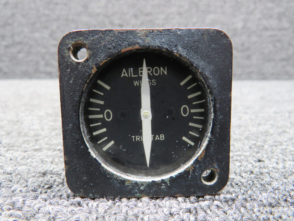 8DJ49GCZ-2 General Electric Aileron Position Indicator (Broken Connector) (Core)