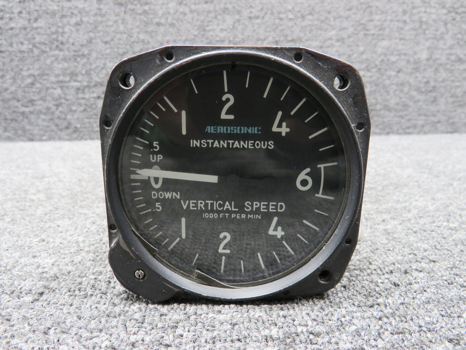 30260-0122 Aerosonic Vertical Velocity Indicator (Worn Face)
