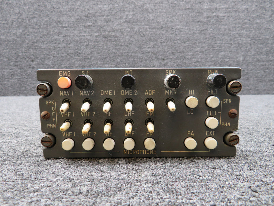 M1045-B400-DNE6 Baker Audio Control System (Worn Buttons and Knobs) (27.5V)