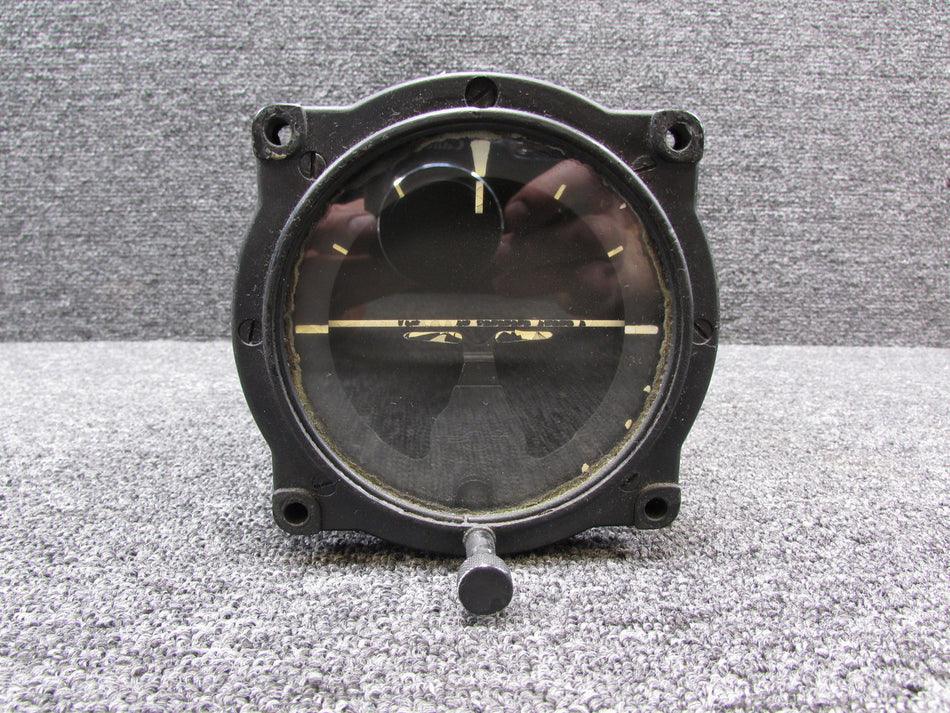646050 (Alt: AN-5735-1) Sperry Gyro Horizon Indicator