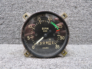 831047 Stewart-Warner Tachometer Indicator (Hours: 5308.8)