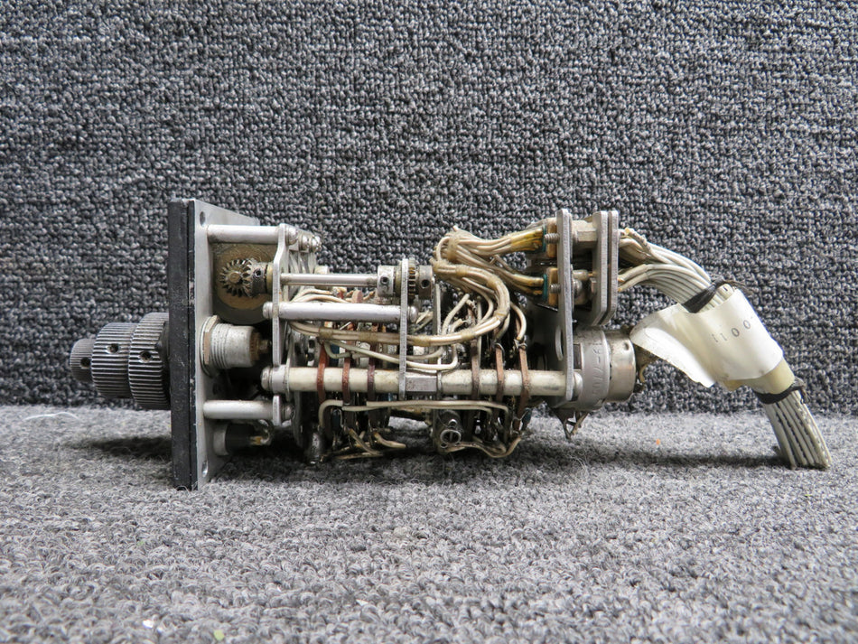 VHF Nav-1 Control Unit with Connections