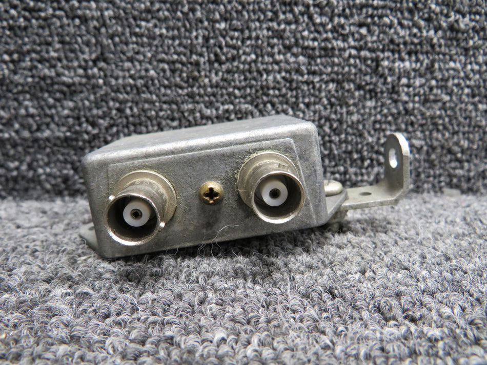 01-5051 Comant Dual VOR Glideslope Antenna Coupler (Worn Casing)