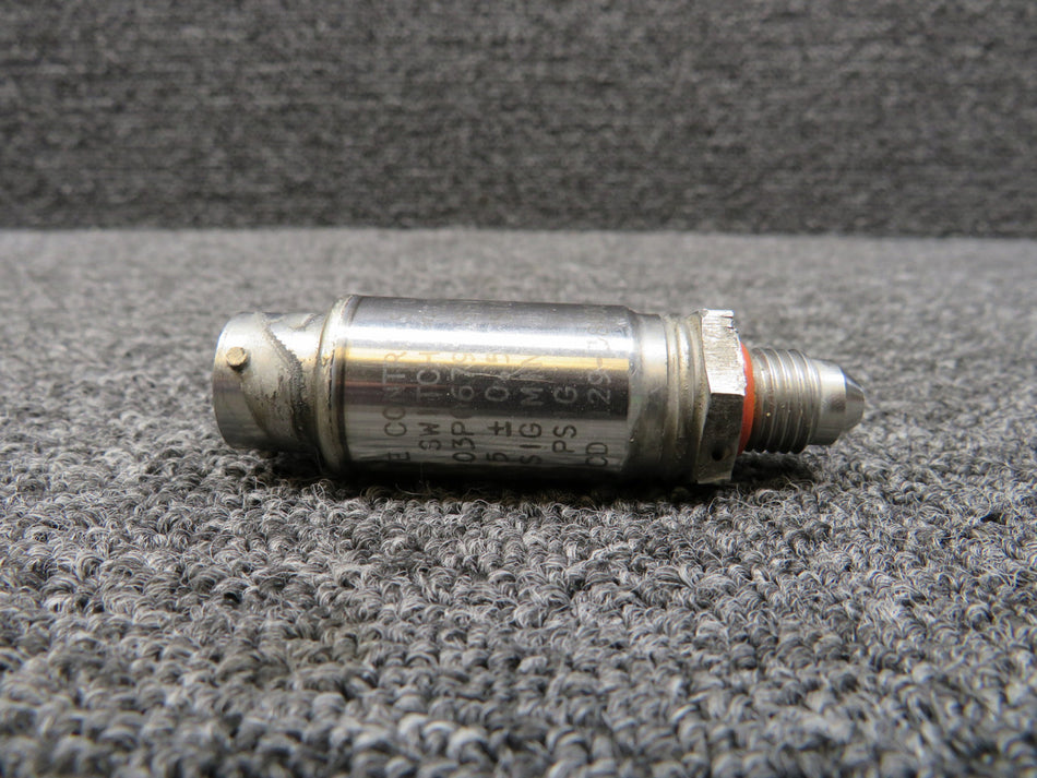 98087-1103P0679 (Alt: SCD-129-384009-1) ITT Pressure Switch