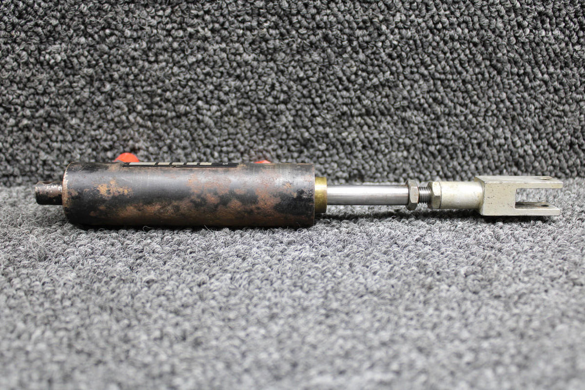 Commercial Aircraft Products CM1000-31 (Alt: 90-380001-29) CAP Master Brake Cylinder Assembly