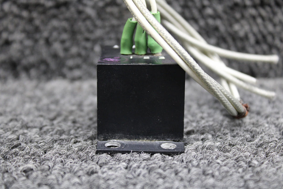 Oeco Corp 11133 (Use: 50-384200) Beech C90 Oeco Transformer (Volts: 115)