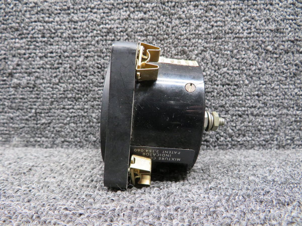 Alcor 202A-7AY Alcor Exhaust Gas Temperature Gauge with Yellow Indicator Needle