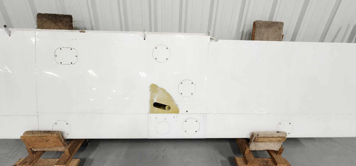Cessna Aircraft Parts 0922000-2 Cessna 162 Wing Structure Assembly Right Hand
