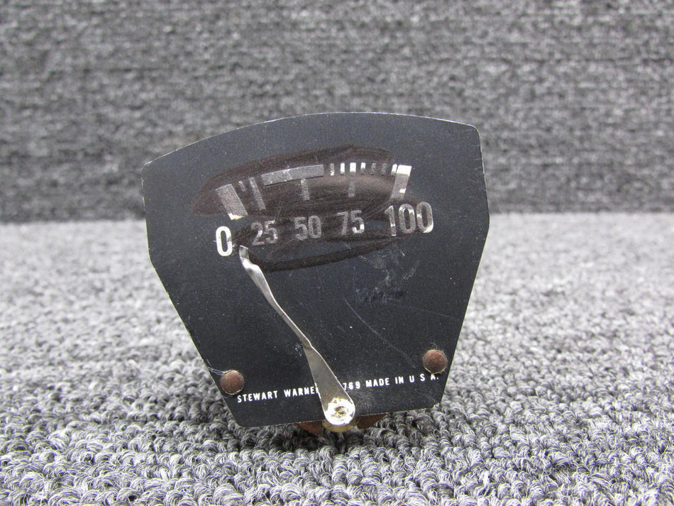 Stewart-Warner 427769 Stewart-Warner Oil Temperature Indicator (Worn Face, Broken Needle) (Core)