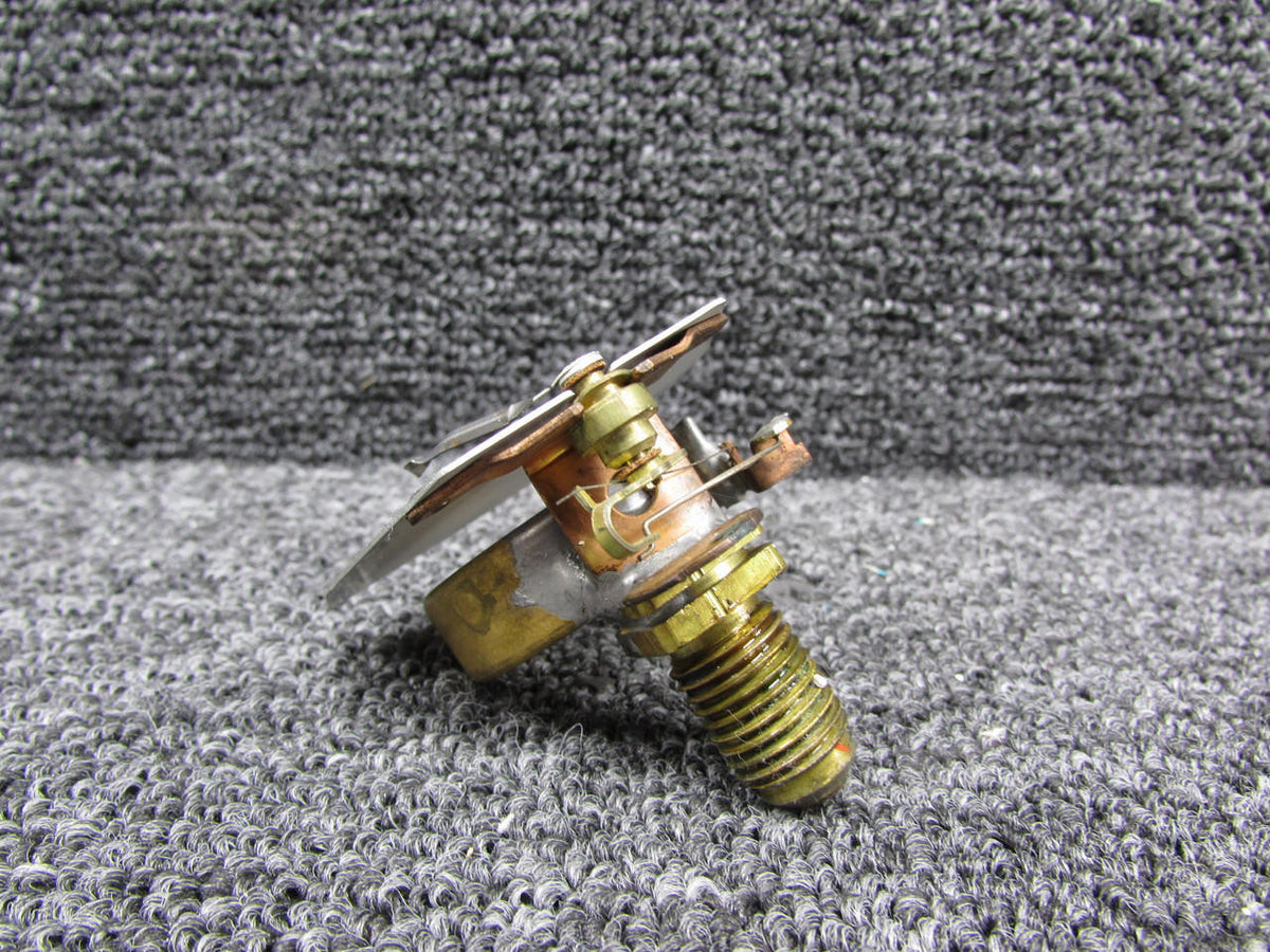 Stewart-Warner 427769 Stewart-Warner Oil Temperature Indicator (Worn Face, Broken Needle) (Core)