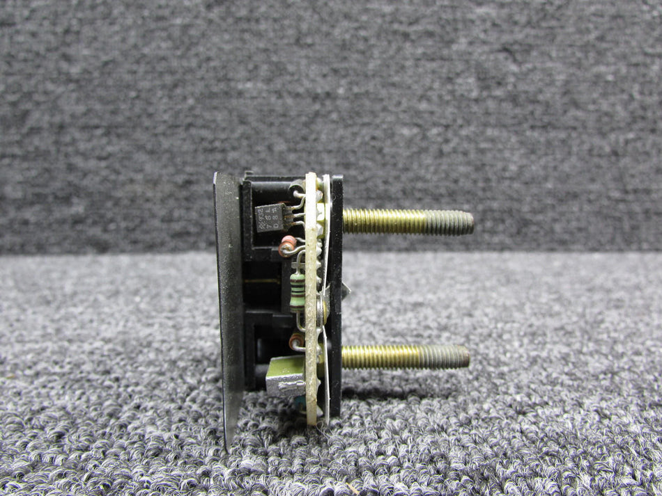Rochester 5-90299 (Alt: 6246-00311) Rochester Oil Pressure Indicator (Volts: 14)