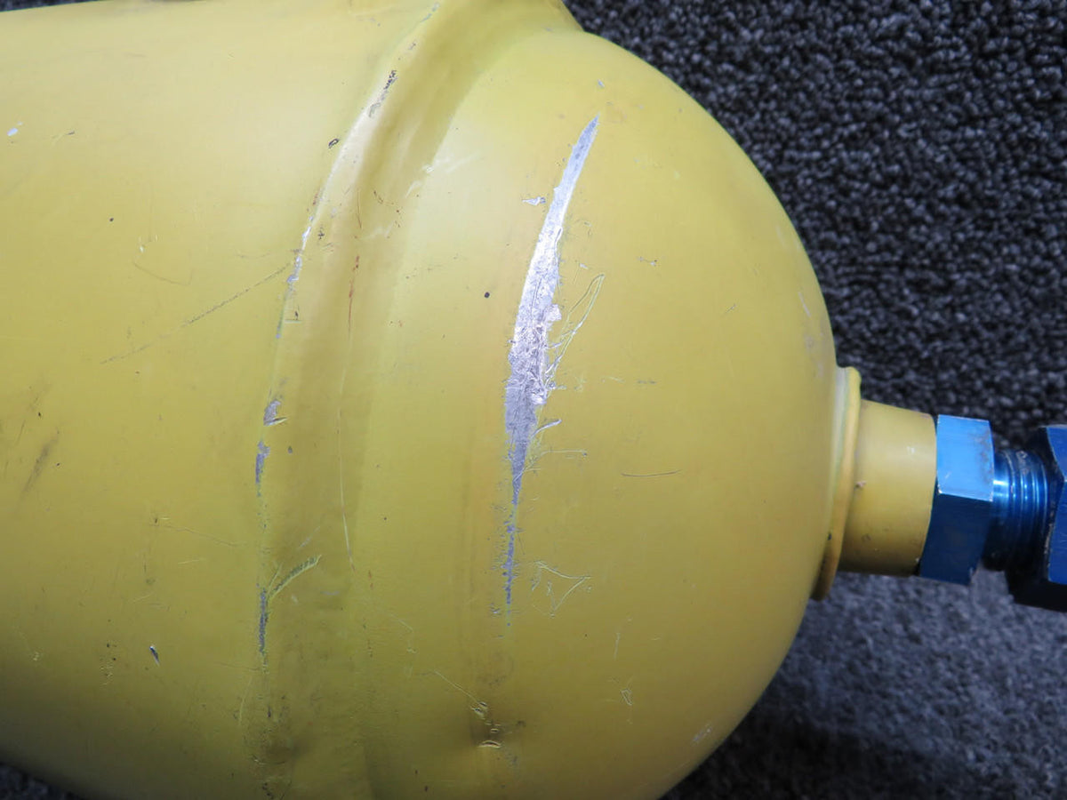 Learjet 2317075-10 Learjet 25 Hydraulic Reservoir (Dented) (Wear)