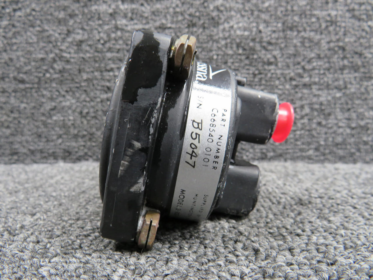 UMA C668540-0101 UMA 3-102-1 Suction Indicator