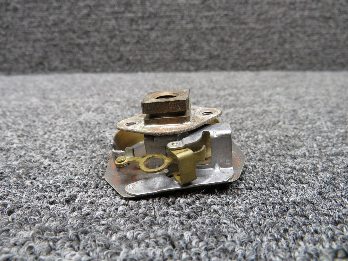Does Not Apply Fuel Pressure Indicator (Worn, Faded Face)