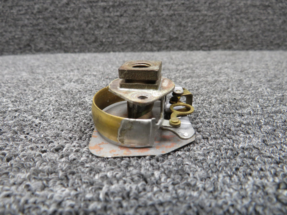 Does Not Apply Fuel Pressure Indicator (Worn, Faded Face)