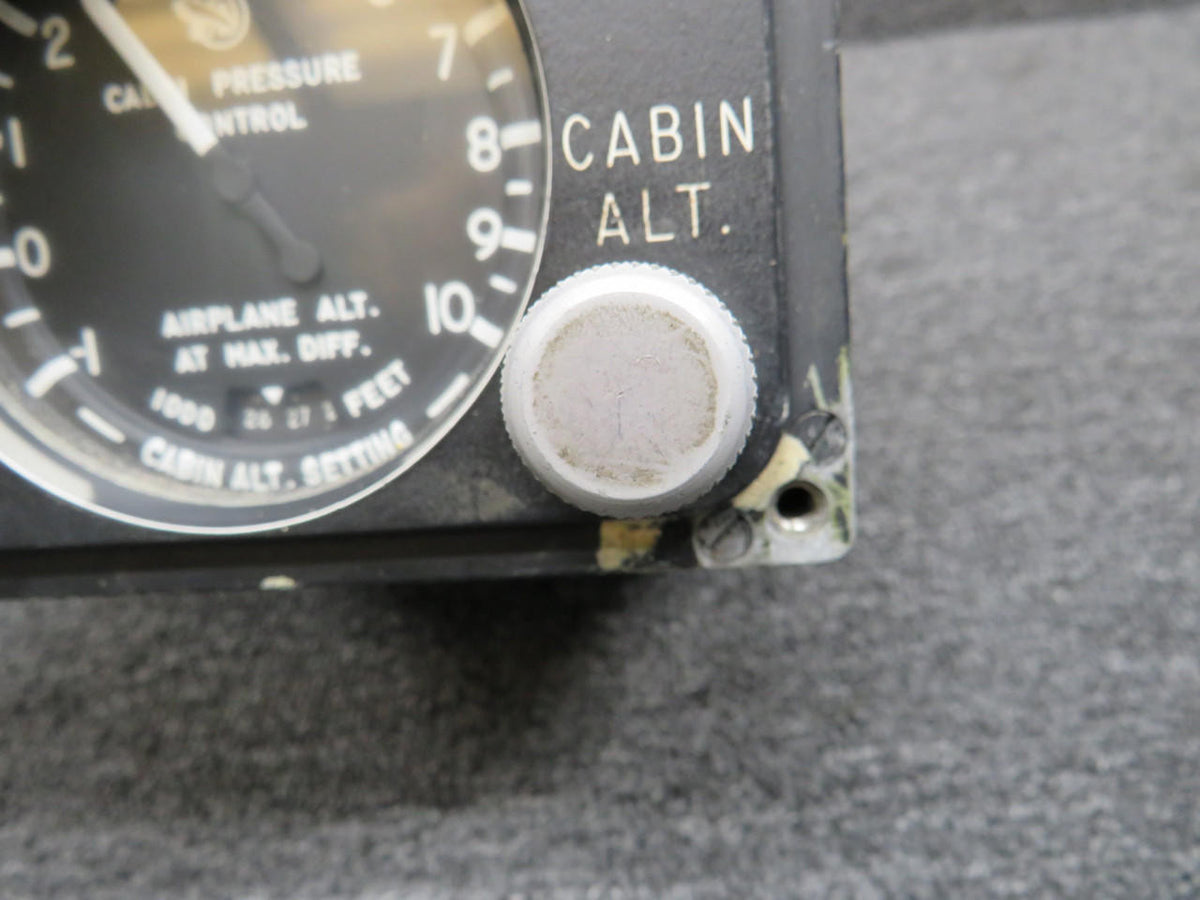 Airesearch 102464-5-16 Airesearch Series 1 Outflow Valve Control (Worn Face and Knob)
