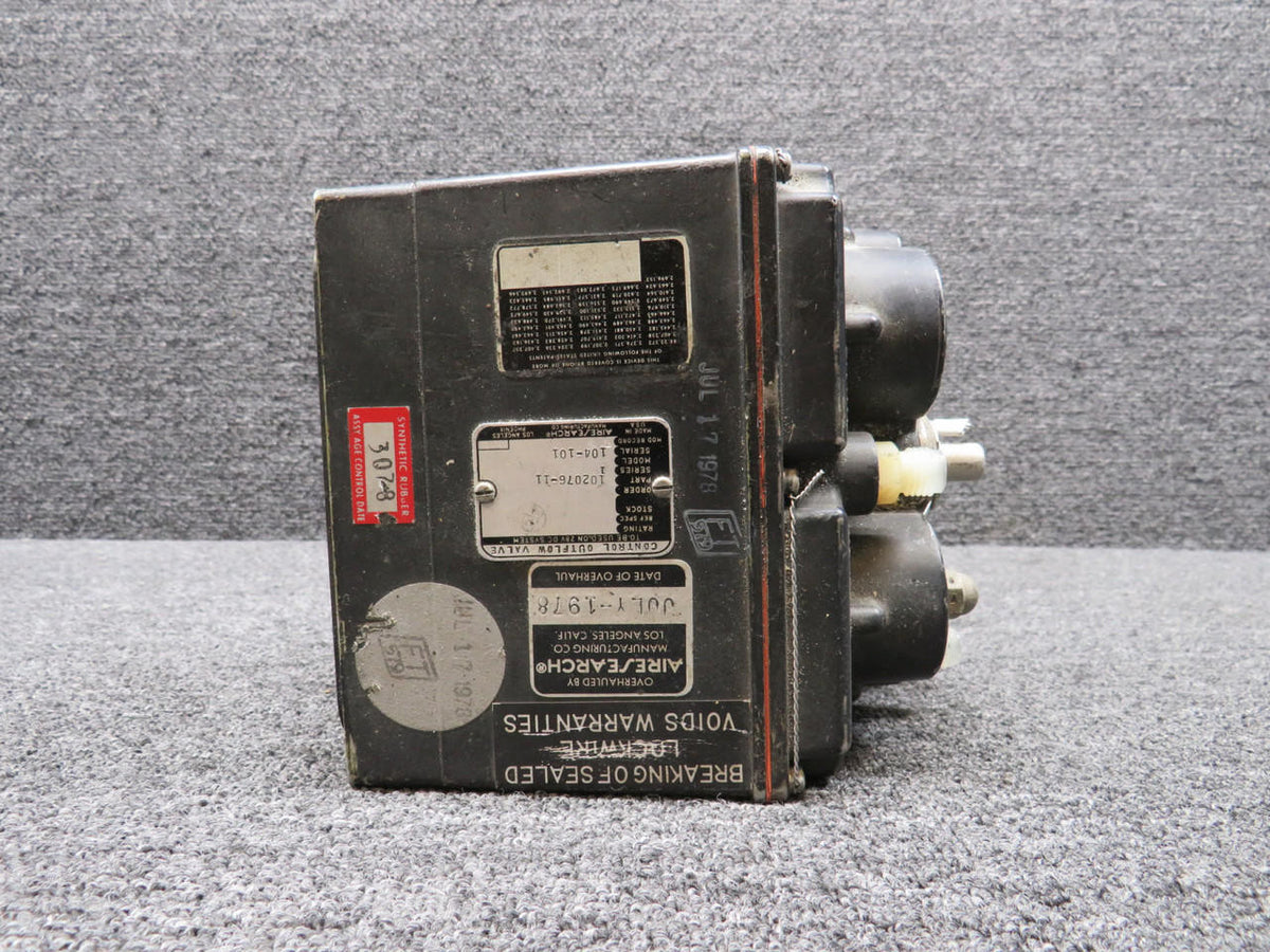 Airesearch 102076-11 Airesearch Series 1 Outflow Valve Control (Worn, Chipped Body)