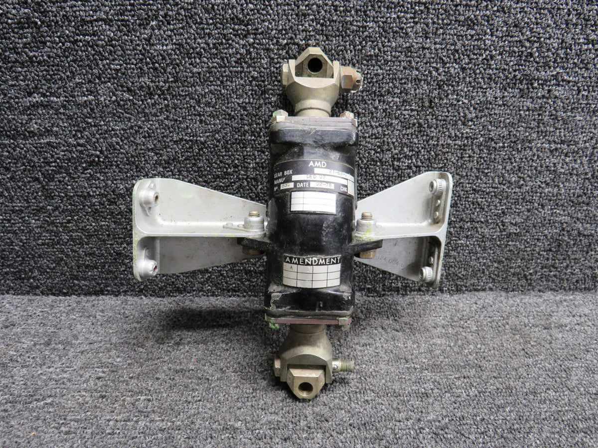 Does Not Apply 21-63-0 Gear Box AMD with Modifications and Mount