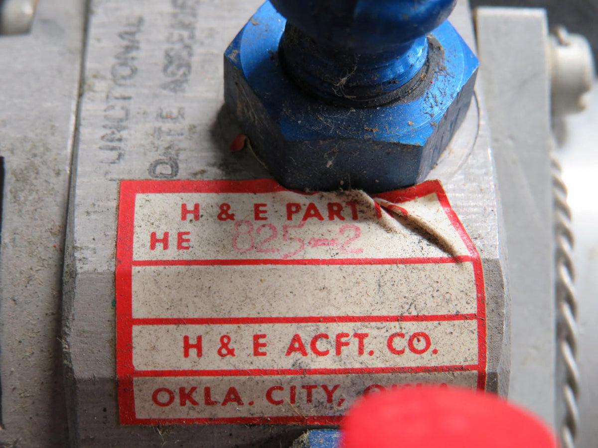 H and E Aircraft HE825-2 H & E Aircraft Fuel Selector Valve Assembly (Missing Handle)