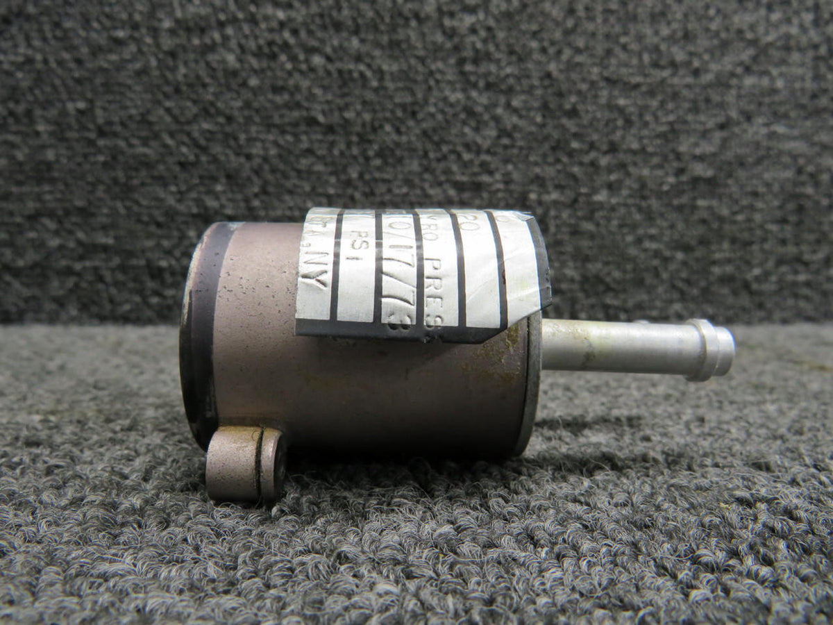 UMA 3-310-2 (Alt: 46320) Uma Gyro Pressure (Cloudy Glass) (Code: 550-846)