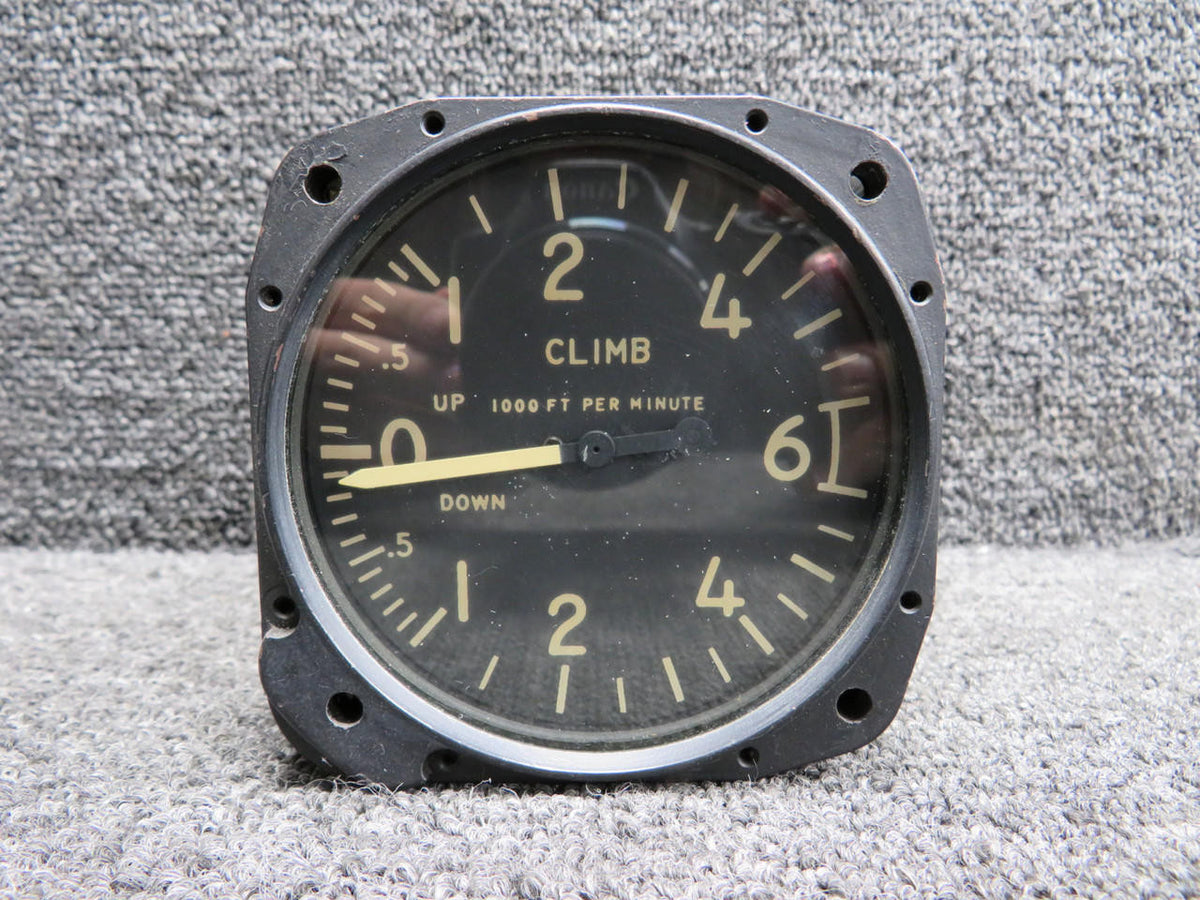 Aerosonic 360-27-1210 (Alt: 980026-1) Aerosonic Rate of Climb Indicator
