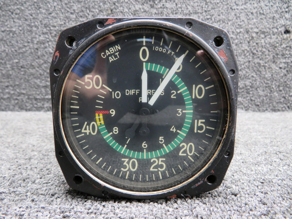 Aerosonic CDP-10-AC-501 Aerosonic Cabin Altimeter and Differential Pressure Indicator