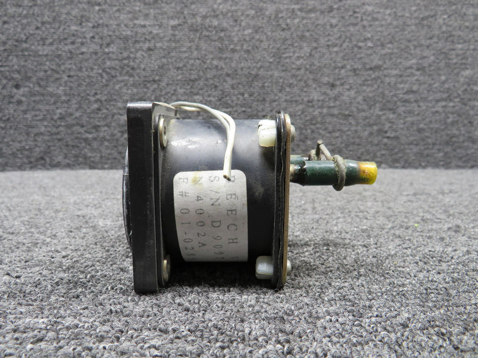 Airborne 1G9-31 Airborne Gyro Pressure Indicator, Lighted (Worn Inner Face)
