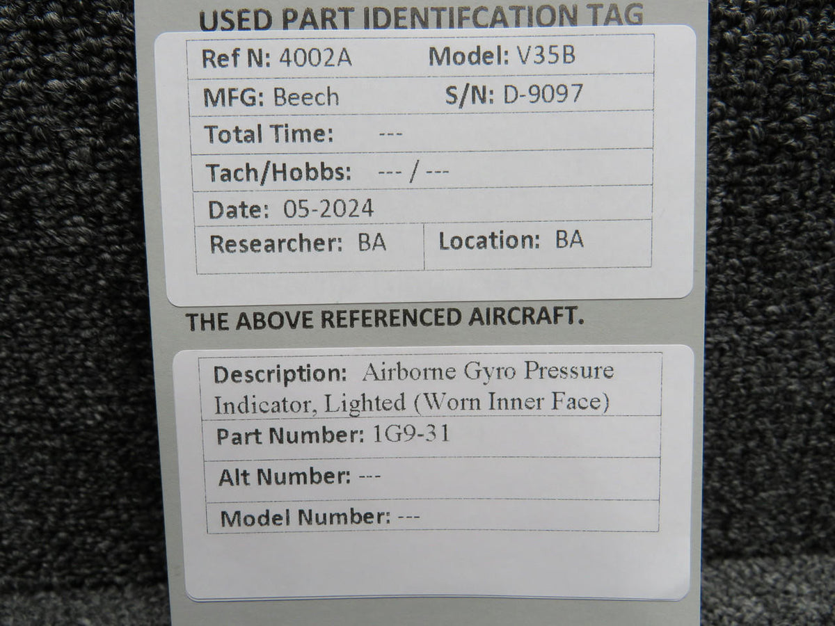 Airborne 1G9-31 Airborne Gyro Pressure Indicator, Lighted (Worn Inner Face)