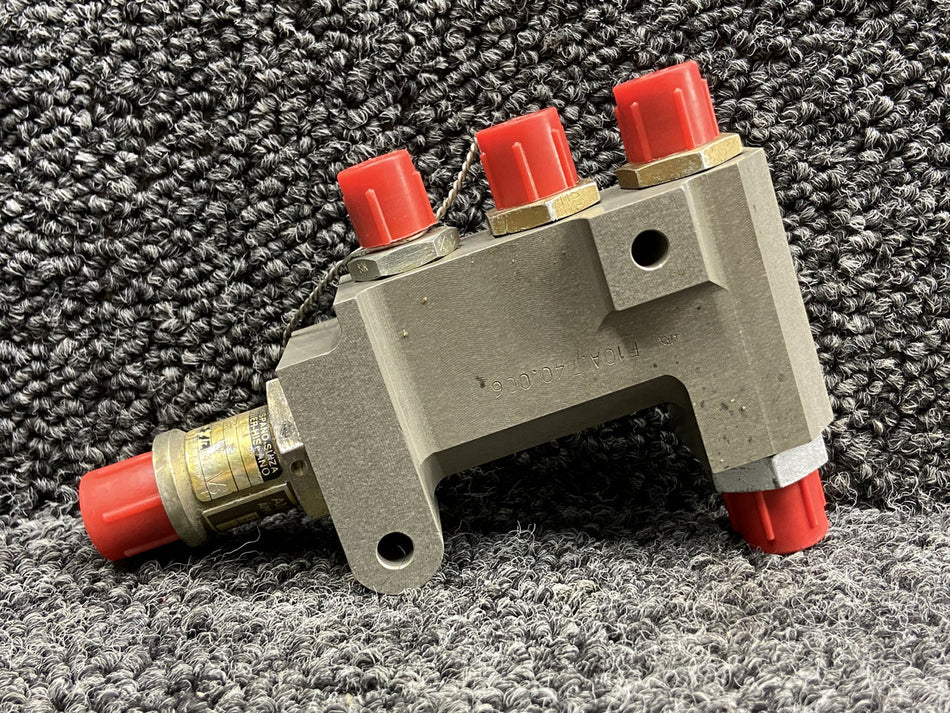 F10A740006, 285685 Falcon 10 Hydraulic Union Block w Clapet