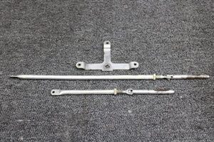 DY1498 Beech A56TC Baggage Door Rods with Locks and Spindle Assembly