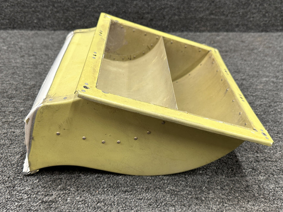 101-120101-9, 101-120101-5 Beechcraft B200 Duct Assembly