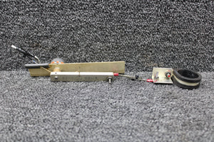 S-Tec 55X Flap Position Arm and Sensor Assembly