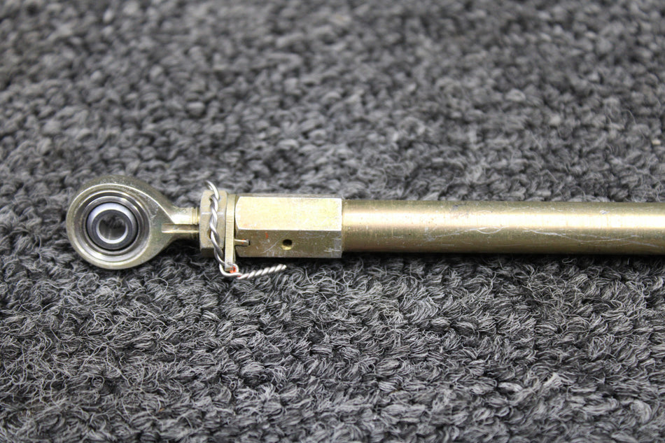 Piper PA32R-301T Cabin Door Upper Aft Pin