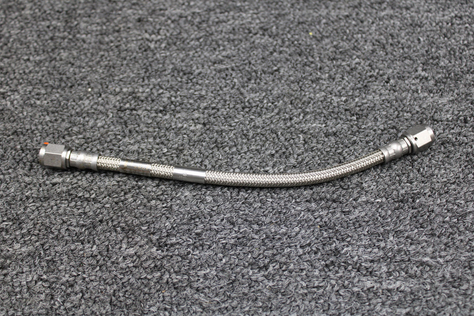 AE712973-1 Aeroquip 00624 Oxygen Hose Assembly (Length: 9”) (1500 PSIG)