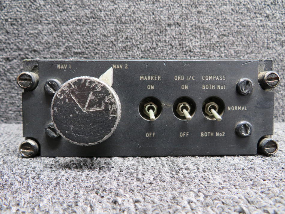 HS125-3A Hawker Navigation Switch Panel (Worn Knob) (No Data Plate)