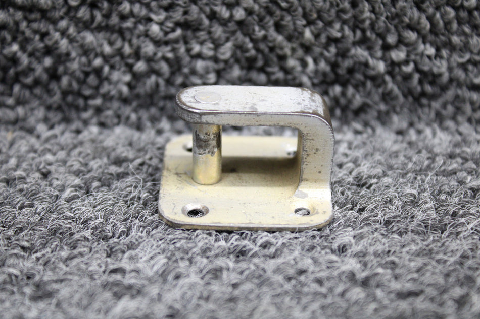 0911910-21 Cessna 162 Cabin Door Striker Body