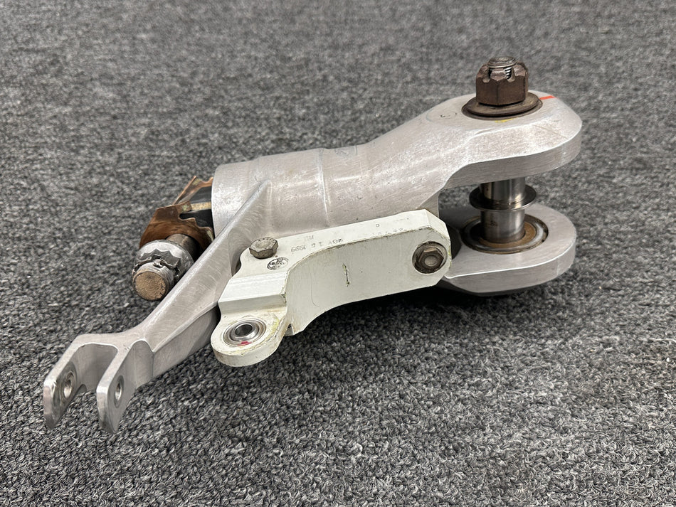 269A1221-3 Hughes Schweizer 269C Main Rotor Pitch Bearing Assembly