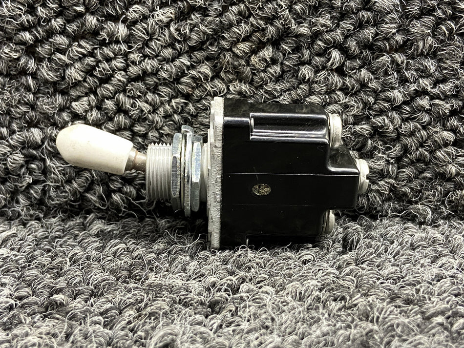1TL1-3 (Alt: MS24523-23) Micro Switch Single Pole Toggle Switch