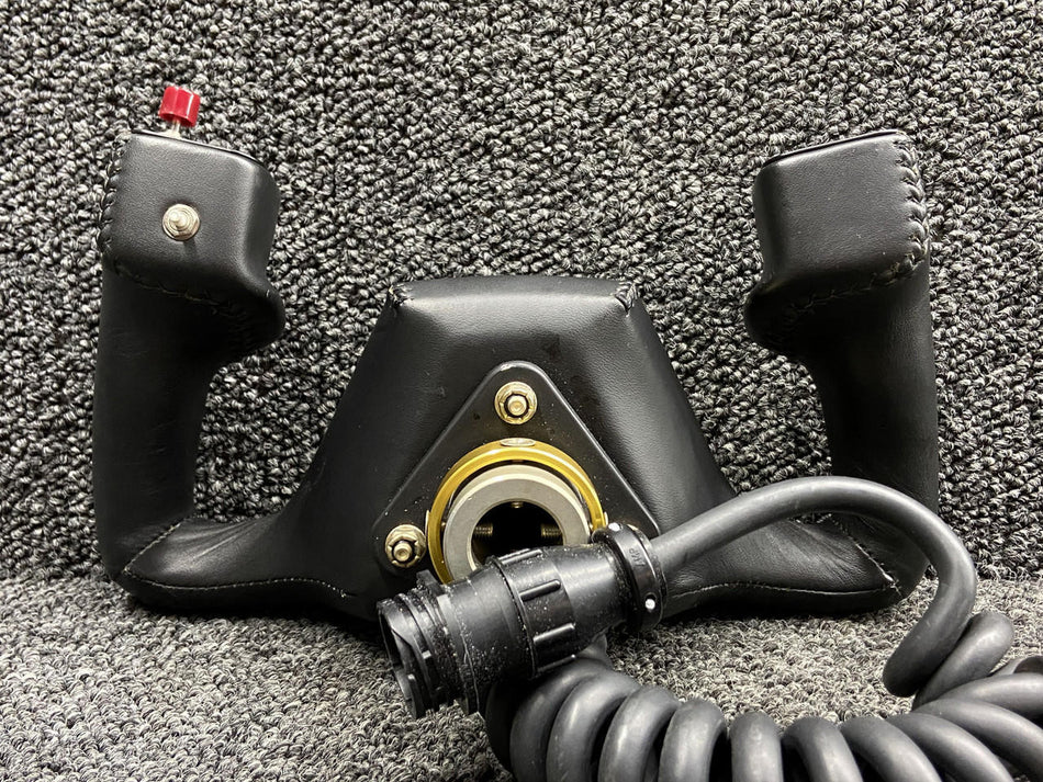 Kodiak 100-619-0300-02 Kodiak 100 Co-Pilot Control Wheel w Switches (Mic, AP Disc)