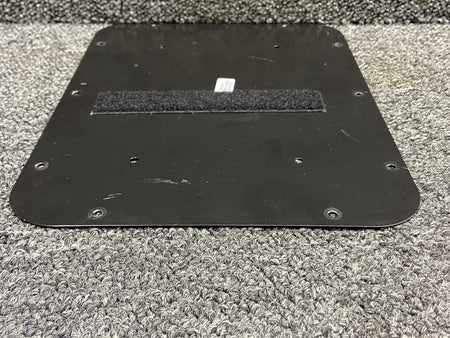 Kodiak 100-210-5161 Kodiak 100 Pedestal Cover Plate RH