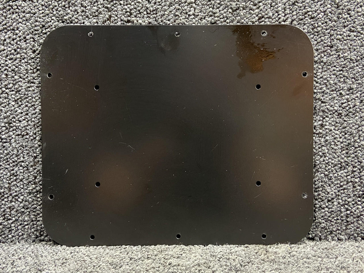 Kodiak 100-210-5161 Kodiak 100 Pedestal Cover Plate RH
