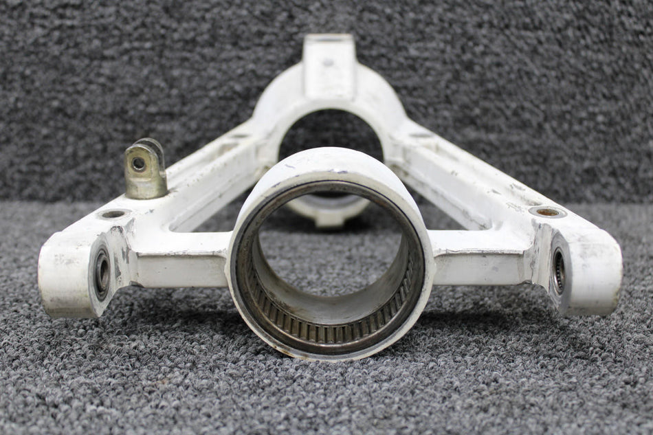 Cessna Aircraft Parts 2443007-1 Cessna 172RG Nose Gear Trunnion Assy